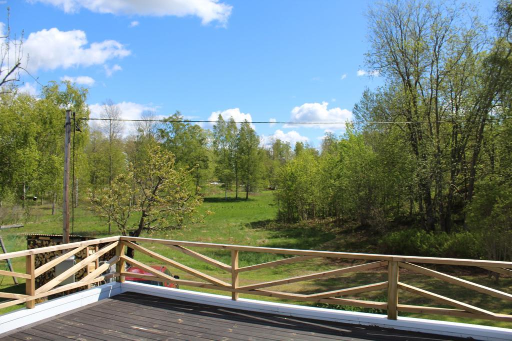 Gaestvaning I Hajstorp Toreboda Exterior photo