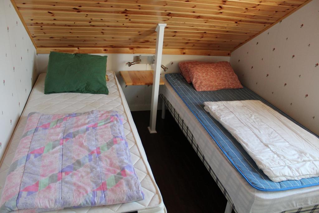 Gaestvaning I Hajstorp Toreboda Room photo